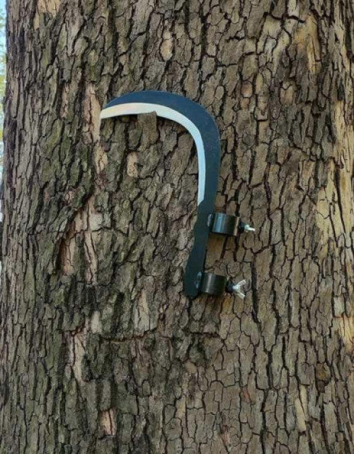 7606